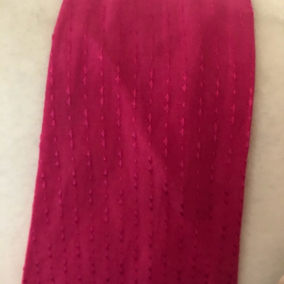 Gorgeous silk Vineyard Vines dress! Like new condition, non smoking home - Picture 3 of 4